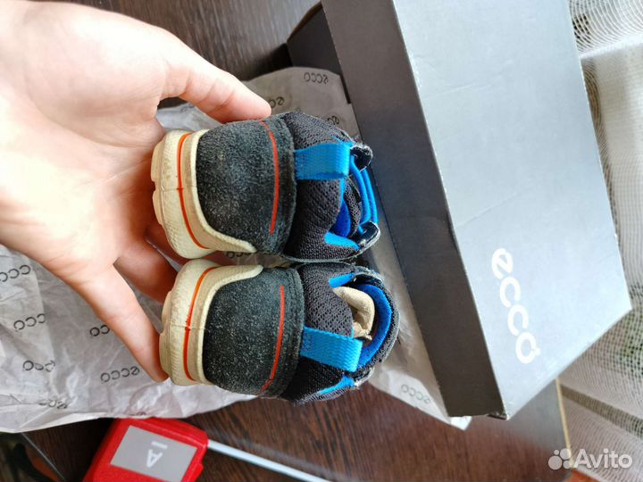 Кроссовки Ecco gore-tex biom 27