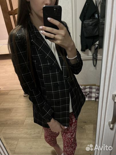 Вещи женские по 200-300