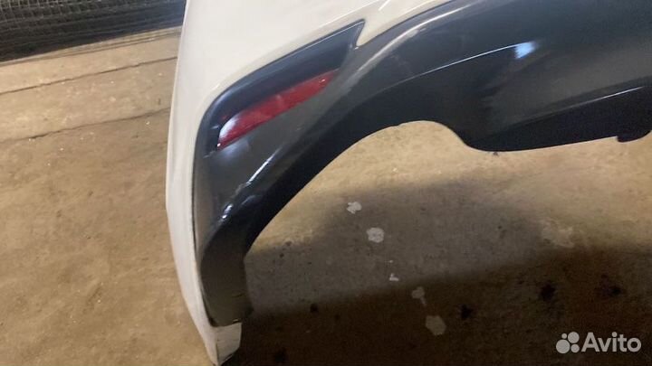 Бампер задний Toyota Camry V70