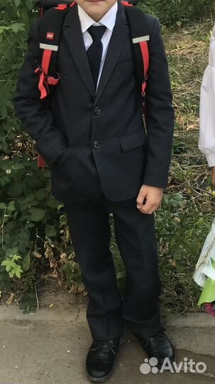 Школьный костюм тройка размер 128