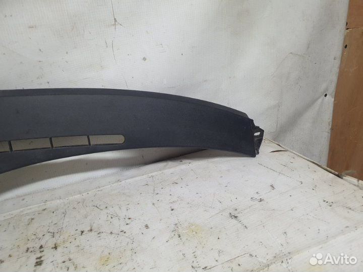 Молдинг накладка торпеды Шевроле Нива универсал
