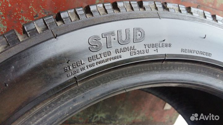 Yokohama F700Z 245/45 R17 99Q