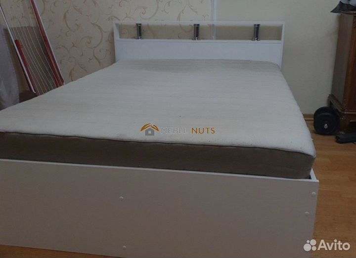 Кровать двуспальная 160х200