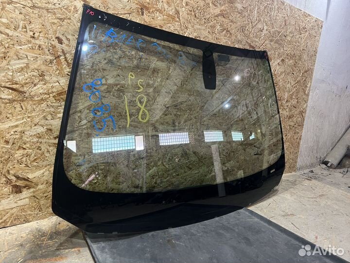 Стекло лобовое BMW F10 F11 F18