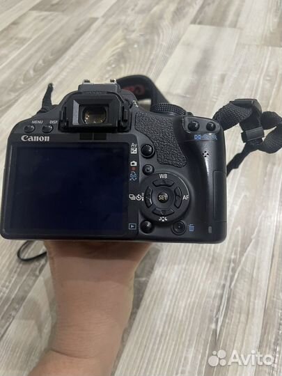 Зеркальный фотоаппарат Canon EOS 500D