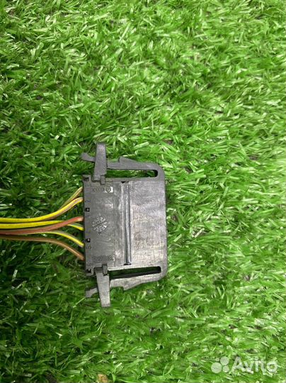 Разъем VAG 3B0972706 5024