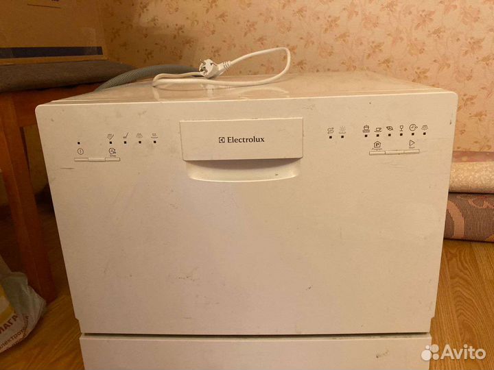 Посудомоечная машина Electrolux
