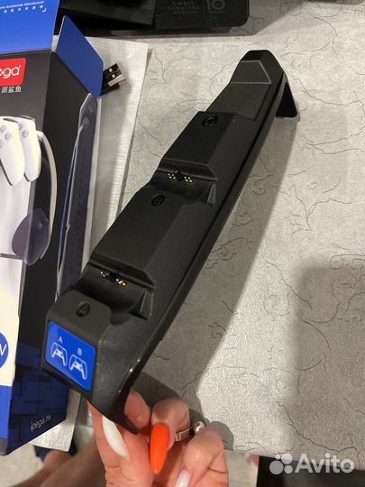 Зарядная станция ipega для ps5slim