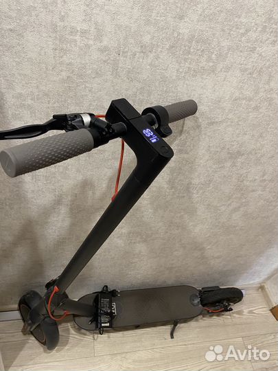 Электронный самокат aovo