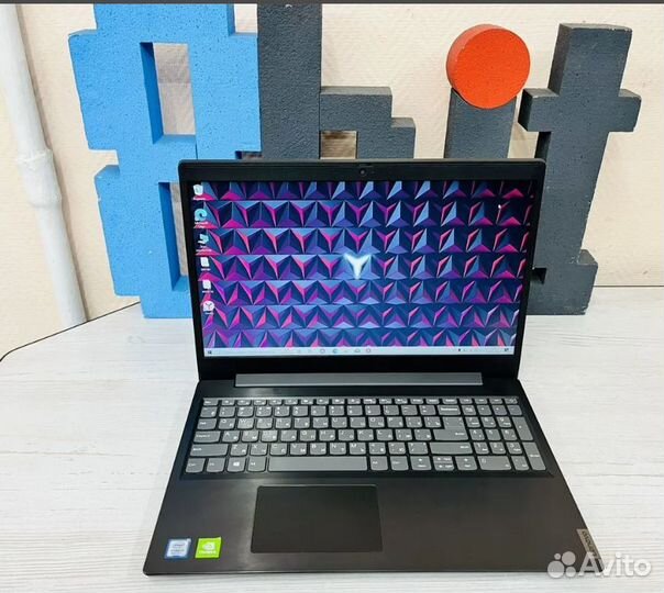 Игровой ноутбук Lenovo mx230 2gb