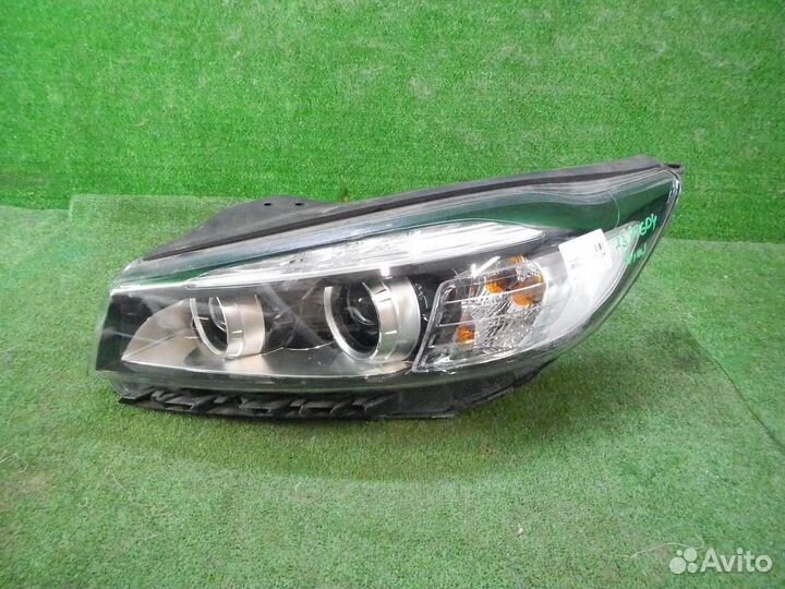 Фара левая Kia Sorento/Sorento Prime