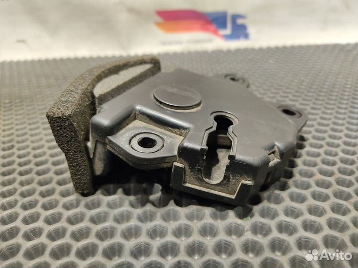 Ручка двери внутренняя правая Volvo FH, Volvo FM