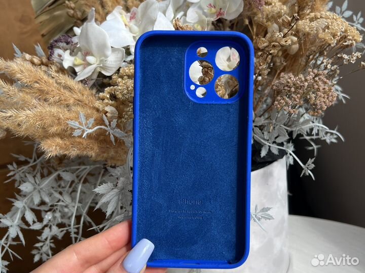 Чехол на iPhone 13 pro синий