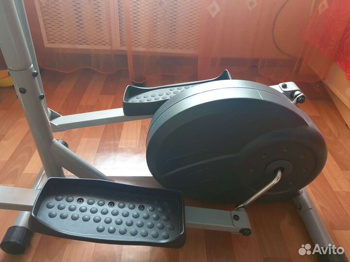Эллиптический тренажер torneo