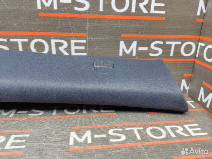 Обшивка стойки передняя правая Bmw X5 E53 M54B30