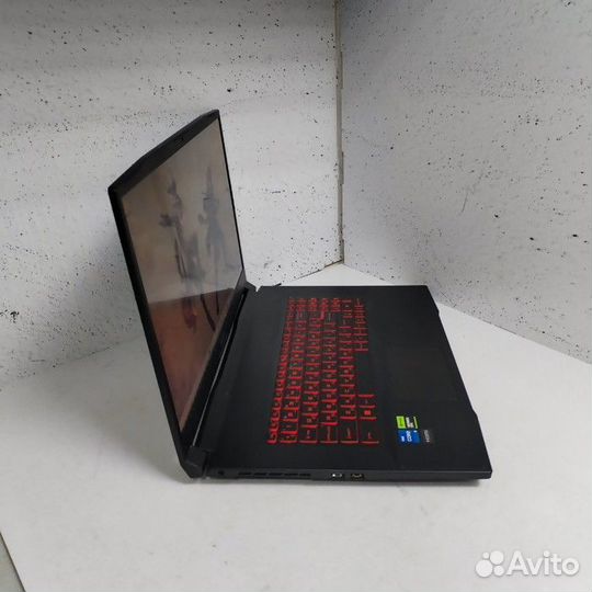 Ноутбук MSI Katana GF76 12uc