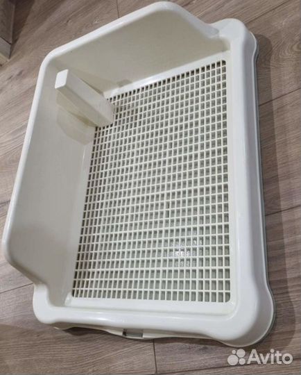 Лоток для собак со столбиком