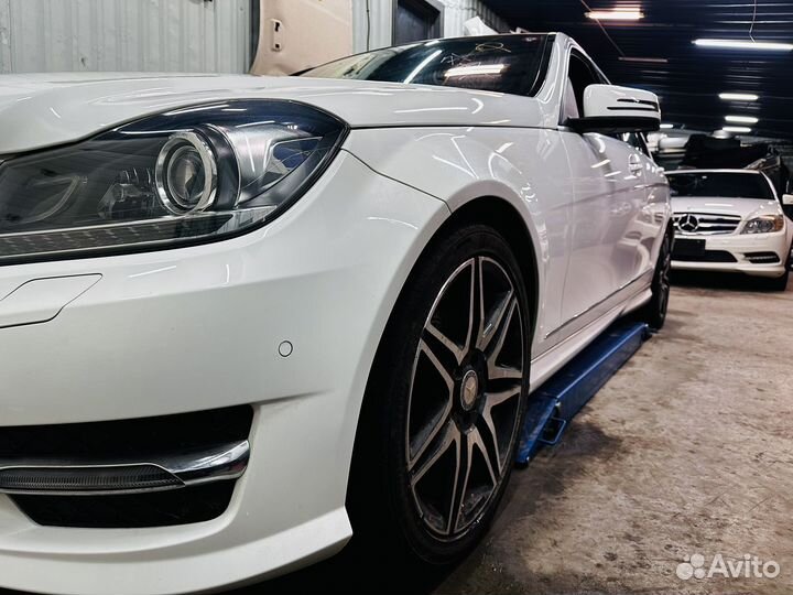 Разбор Mercedes- Benz C-Class W204