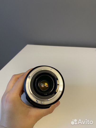 Объектив Canon EF 28-135mm f/3.5-5.6 USM IS