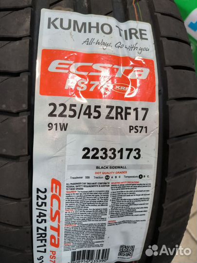 Kumho Ecsta PS71 225/45 R17 91W