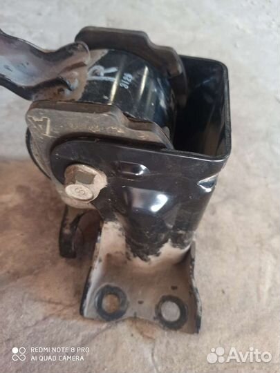 Опора Подушка двигателя асх1.6