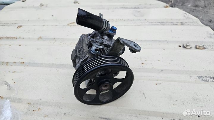 Насос гур Subaru Forester / Impreza