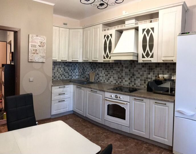 2-к. квартира, 55 м², 5/17 эт.