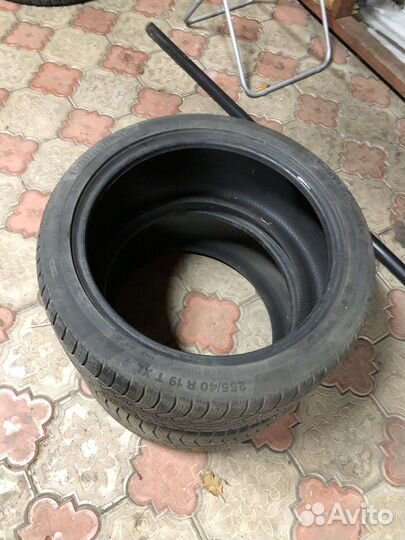 Continental ContiVikingContact 6 255/40 R19