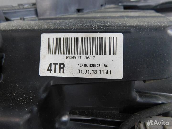 Фара правая Mitsubishi Outlander