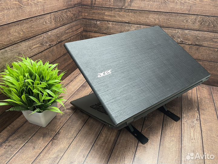 Мощный Acer/Core i5-5200U/940M/8GB/SSD 256 GB