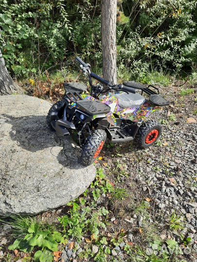 Квадроцикл детский электрический Motax