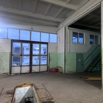 Гараж, > 30 м²