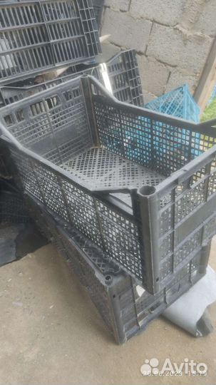 Пластиковые ящики для овощей и фруктов