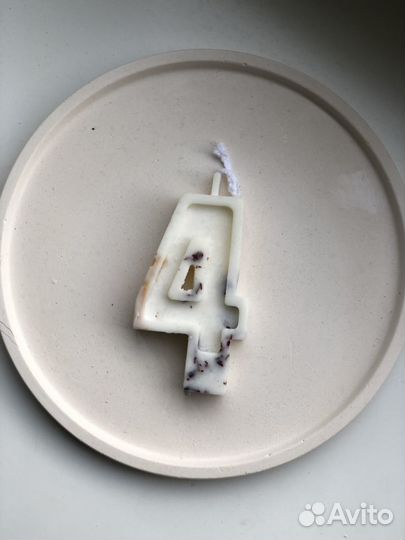 Свеча Цифра для праздника