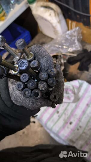 Болты впускного коллектора Audi 100c4 2.3 AAR NG