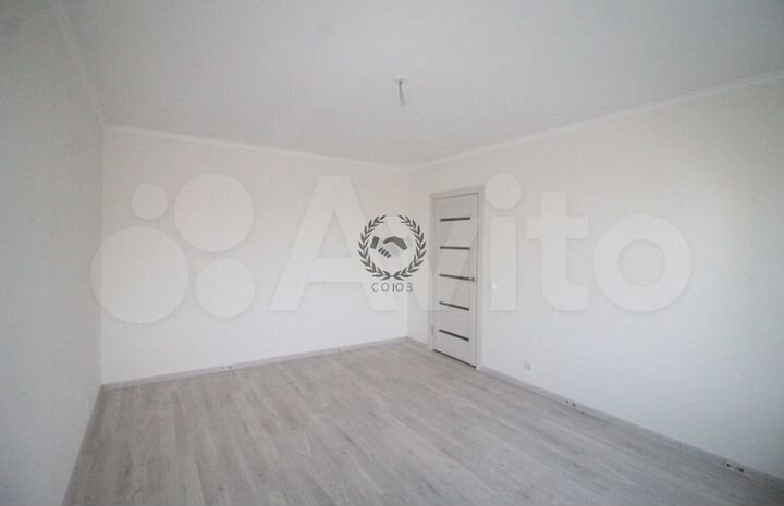 2-к. квартира, 51 м², 1/3 эт.