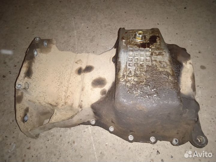 Поддон логан