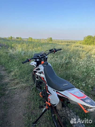 Мотоцикл эндуро