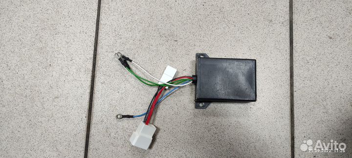 Коммутатор пластмассовый 6 - проводов Буран