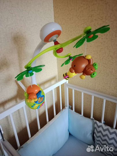 Мобиль на кроватку музыкальный