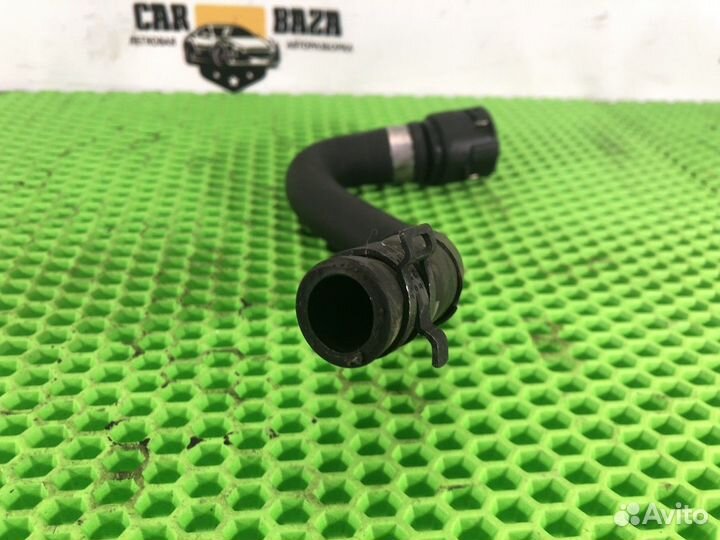 Патрубок системы охлаждения