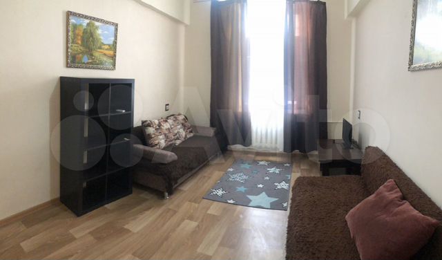 2-к. квартира, 60 м², 1/5 эт.