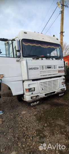 DAF 95XF430 с полуприцепом, 1999