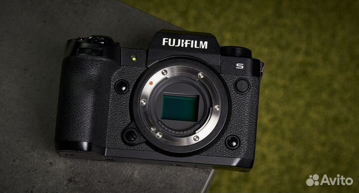 Цифровой фотоаппарат FujiFilm X-H2S Body