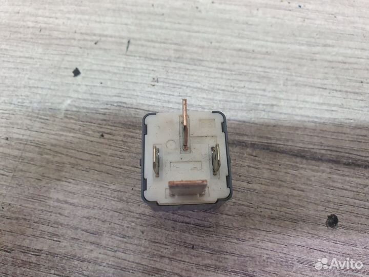 Реле Toyota Camry XV30 (2001—2006)