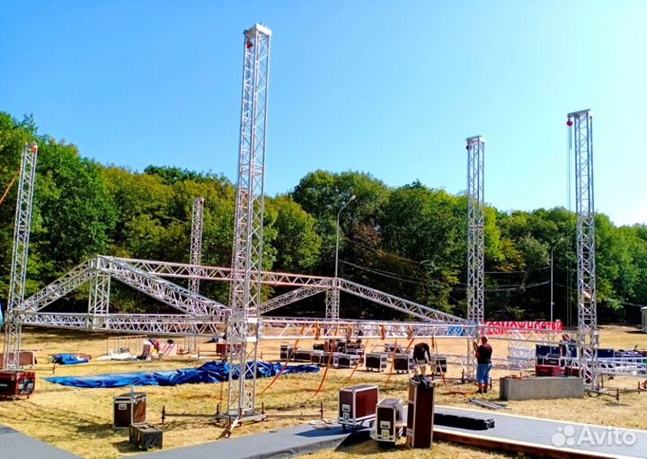 Прокат сцена 13х11х8 м с крышей, подиум аренда