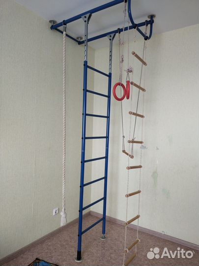 Спортивная стенка детская