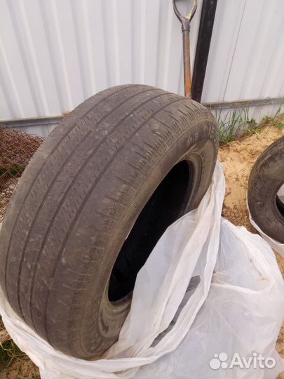 Accelera 651 215/65 R16