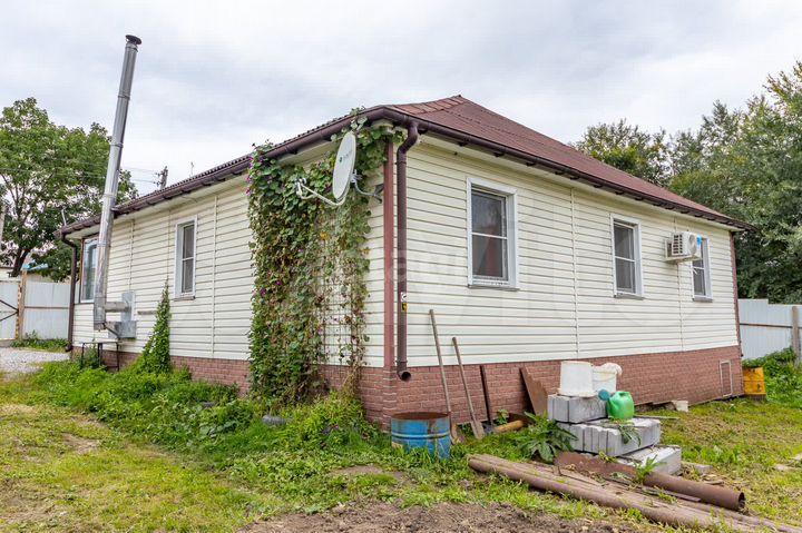 Дом 97,7 м² на участке 10,8 сот.