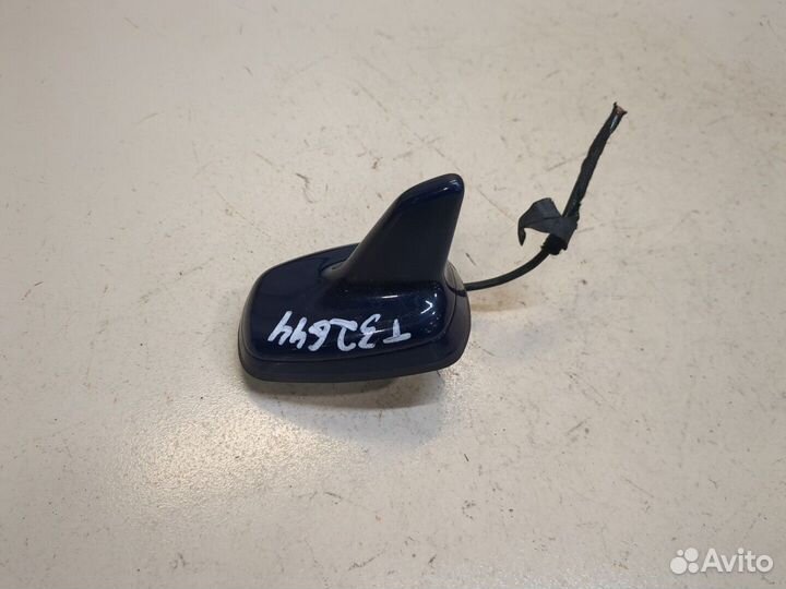 Антенна Audi A3, 2016